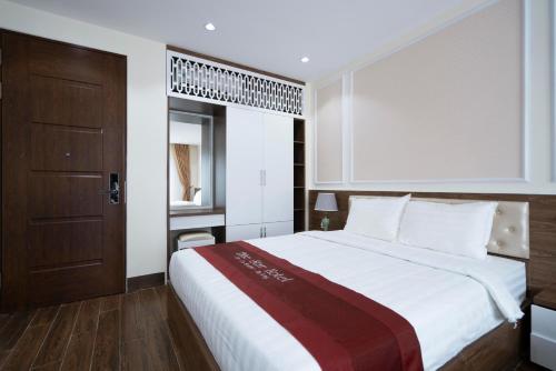 Blue Star Hotel