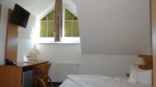 1 twin bed