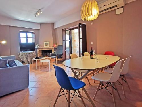  Anaroussa Diros Maisonette in Areopoli
