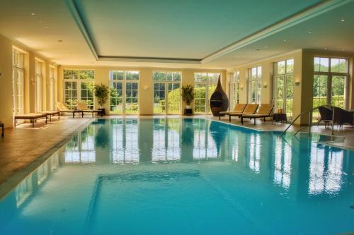 Parkhotel Surenburg - 수영장