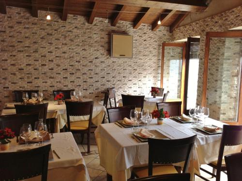 Restaurante, Hostal Cerezo 2 in Guadalupe