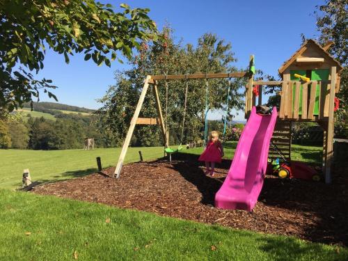 สนามเด็กเล่น, Wohlfühlen in Wiehl - Drabenderhöhe (Wohlfuhlen in Wiehl - Drabenderhohe) in วีห์ล