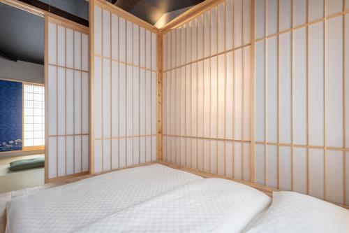 Two-Bedroom House image 3
