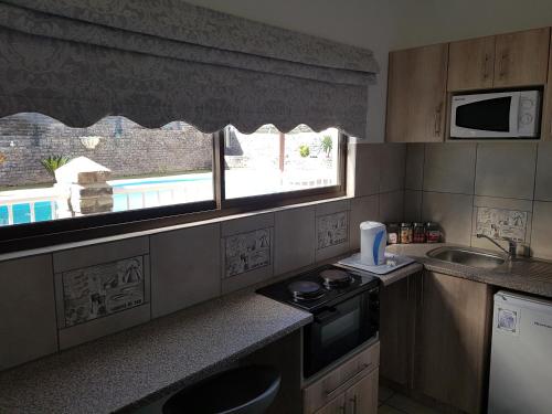 кухня, Karoo View Guesthouse Cradock in Крадок