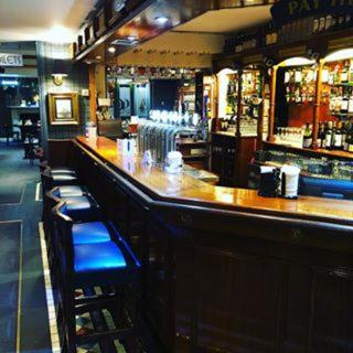 ผับ/เลาจน์, The Bosun in โคฟ