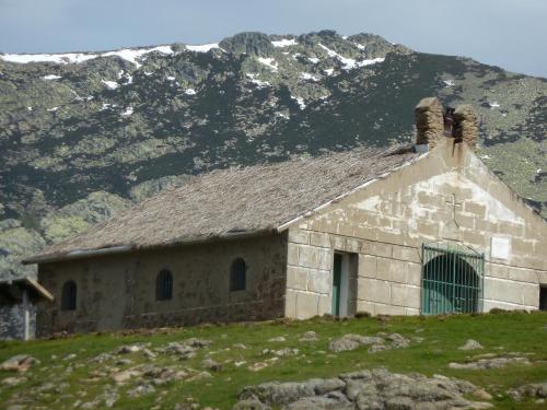 Hostal El Cardenillo - image 3