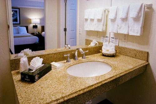Queen Suite