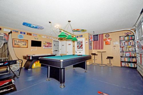 Hampton Lakes 215824 - main image