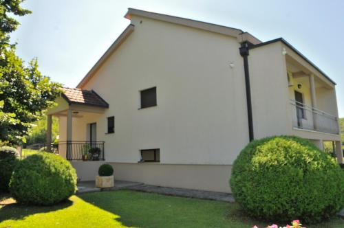 Imanje Pavicevic Slap na Zeti in Danilovgrad