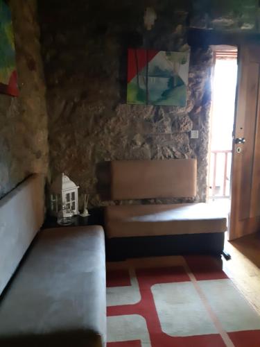  Casa da Edra in Montezinho