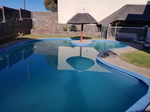 Басейн, Karoo View Guesthouse Cradock in Крадок