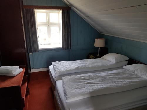 Guesthouse Gamli Bær - image 7