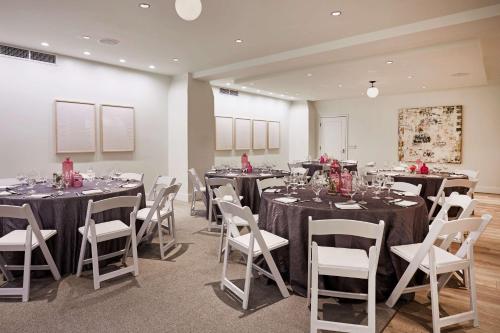 Quirk Hotel Richmond a Destination by Hyatt Hotel - image 13