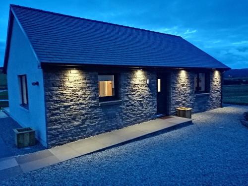 Poachers Bothy, Skeabost Bridge, Isle of Skye