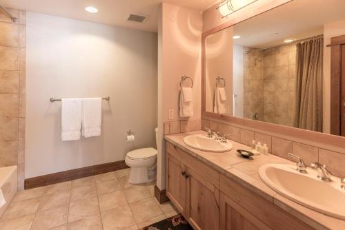Luxury 4BD Village at Northstar Residence - Iron Horse South 412 - image 4