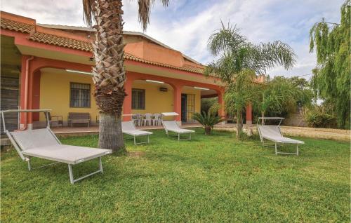 Amazing Home In Ispica With 3 Bedrooms And Wifi