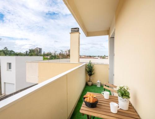 Balcony/terrace, Studio Confort O NICO-Dormiratoulouse Colomiers in Colomiers