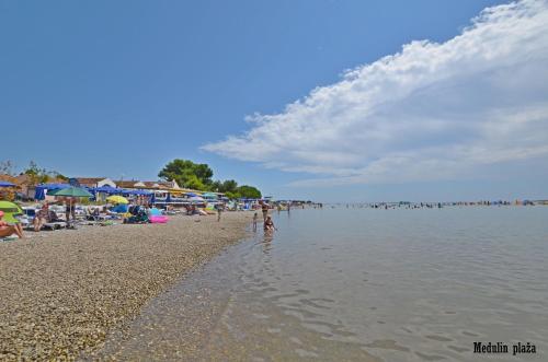 House Nina - image 2