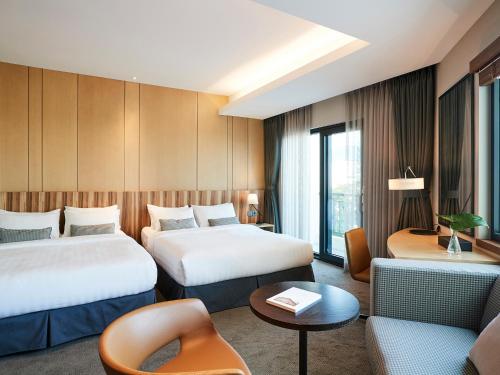 2023 스위트 호텔 제주 (The Suites Hotel Jeju) 호텔 리뷰 및 할인 쿠폰 - 아고다 2023 스위트 호텔 제주 (The Suites Hotel Jeju) 호텔 리뷰 및 할인 쿠폰 - 아고다