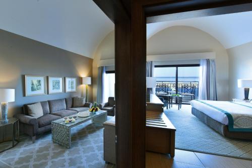 Steigenberger Alcazar Room Type - Executive Suite