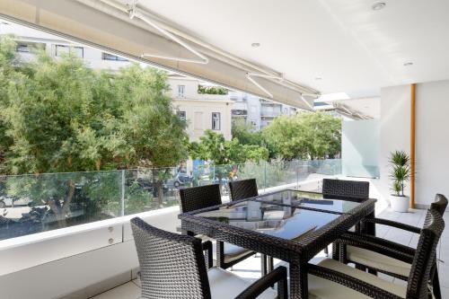 Modern 1BD Apartment close to the Acropolis Museum by UPSTREET - image 4