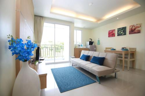 1 BR Cozy & Budget Living in Nopparat Thara beach 1 BR Cozy & Budget Living in Nopparat Thara beach