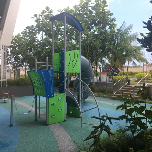 Homey Desaru Villa 19pax Max- BBQ & Games - Near WaterPark