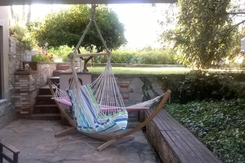  Yannis Studio in Drama