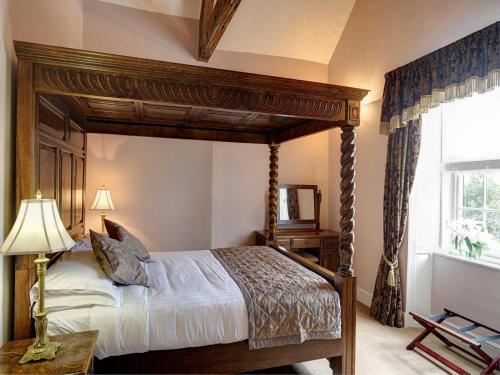 Brigands Inn - image 9