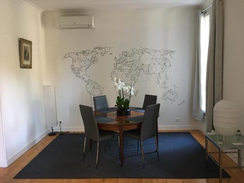 Nice Grand appartement face jardin