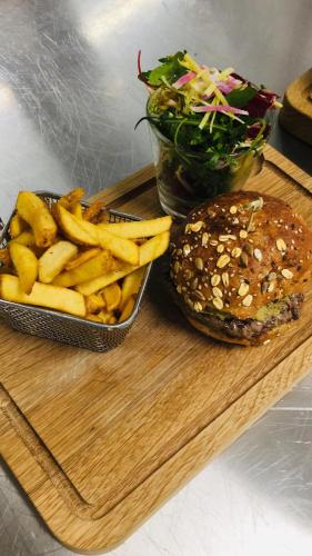 Golden Tulip Aix en Provence - image 6