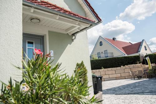 Sissepääs, Ferienwohnung/Businessapartment in Wolframs-Eschenbach