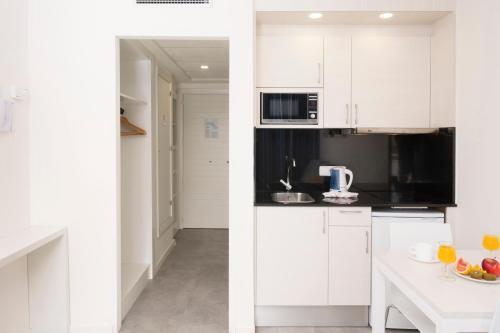 HSM Lago Park Apartments - main image