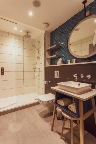 The Gardens Hotel - image 12