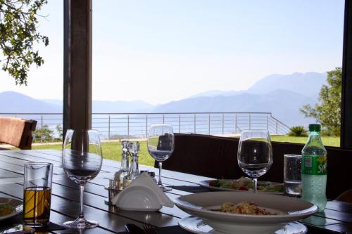 Étterem, Villa Eagle Eye Montenegro in Sutvara