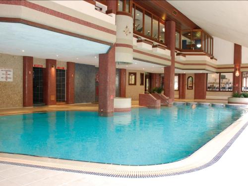 Whitewater Hotel & Spa - image 14