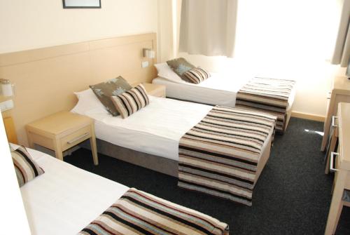 room detail thumbnail 0
