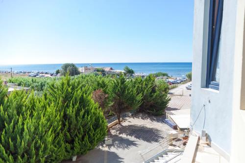 Via Mare Apartments 5