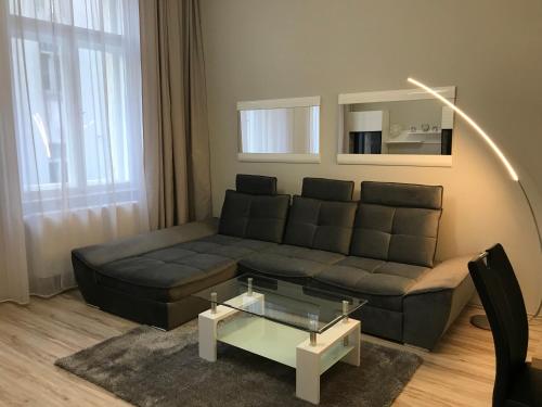 Bervia Apartman - Apartment - Szombathely