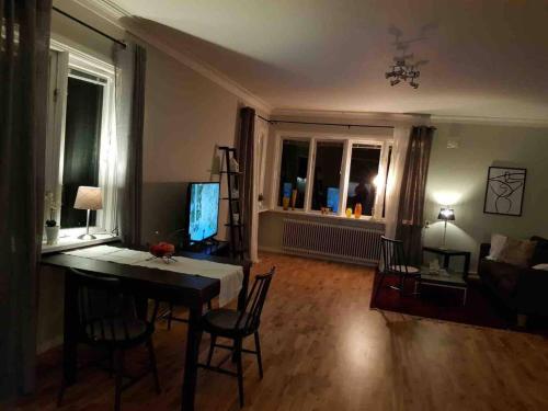 Lovely, spacious apartment with free parking, Sandviken (fotografie 9)