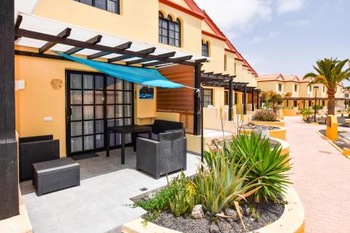 Fuerte Holiday Duplex & Apartments
