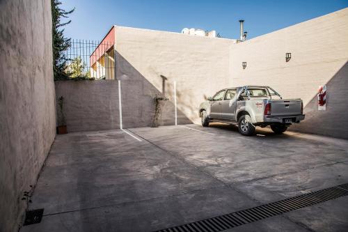 New, Premium, Huge APT, The Best Location, Aristides and Park