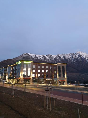 Wyndham Garden Queenstown - Hotel