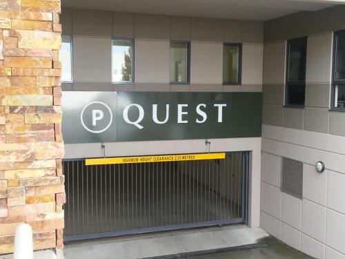 Quest Glen Waverley