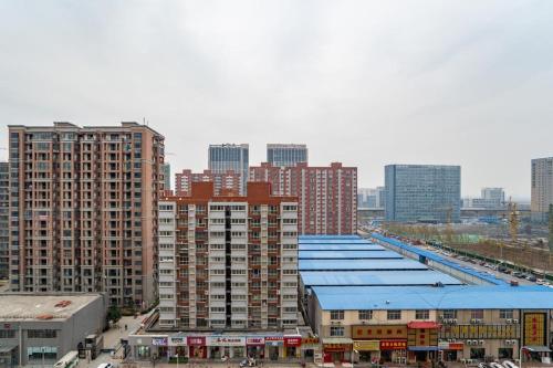 Zhengzhou Zhengdong New District·East University City· in Zhongmu