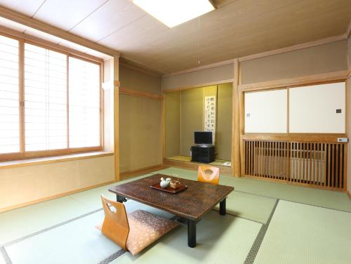 Asahikan - Accommodation - Shiojiri
