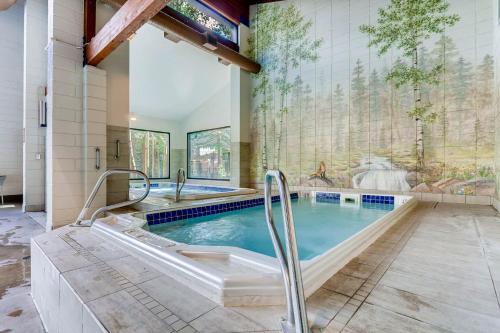 Spacious And Modern 2Br Premier- The Pines- Kids Ski Free Condo - image 5