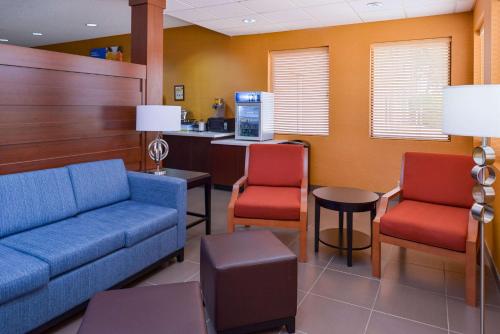 Comfort Inn and Suites Joplin