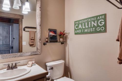 9064 Woodland Drive Home - image 8