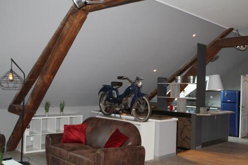 Une Maison En Ville Chambre d'hotes - image 12